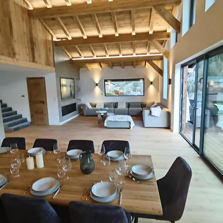 Avec Parking - 14 Pers. Chalet *